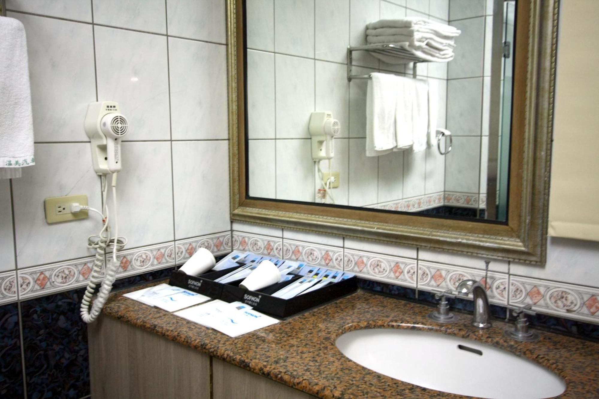 Nantou Wen Mei Motel מראה חיצוני תמונה